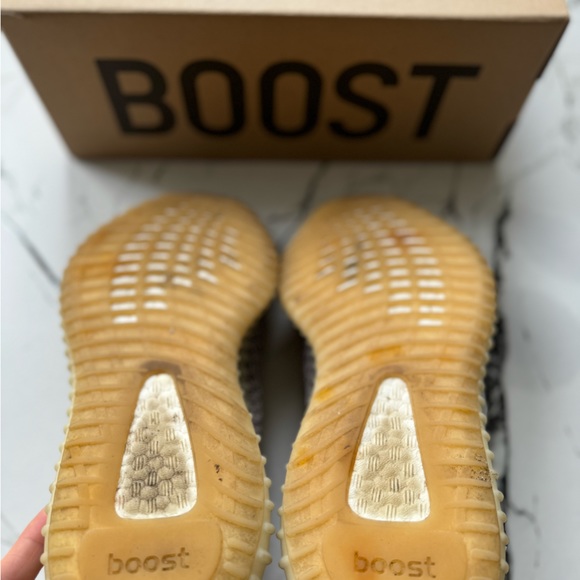 Yeezy Boost 350 V2 'Ash Pearl' – Size US 5 M - Picture 5 of 6